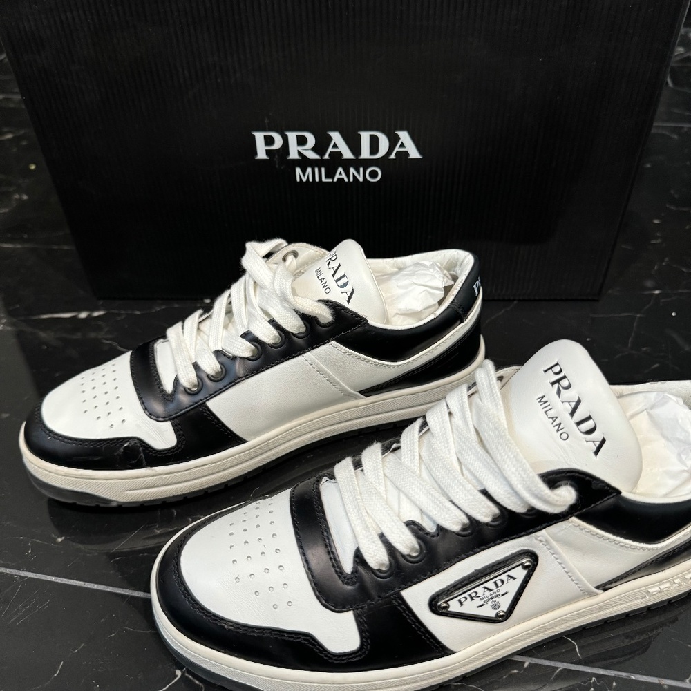 Downtown perforated leather sneakers